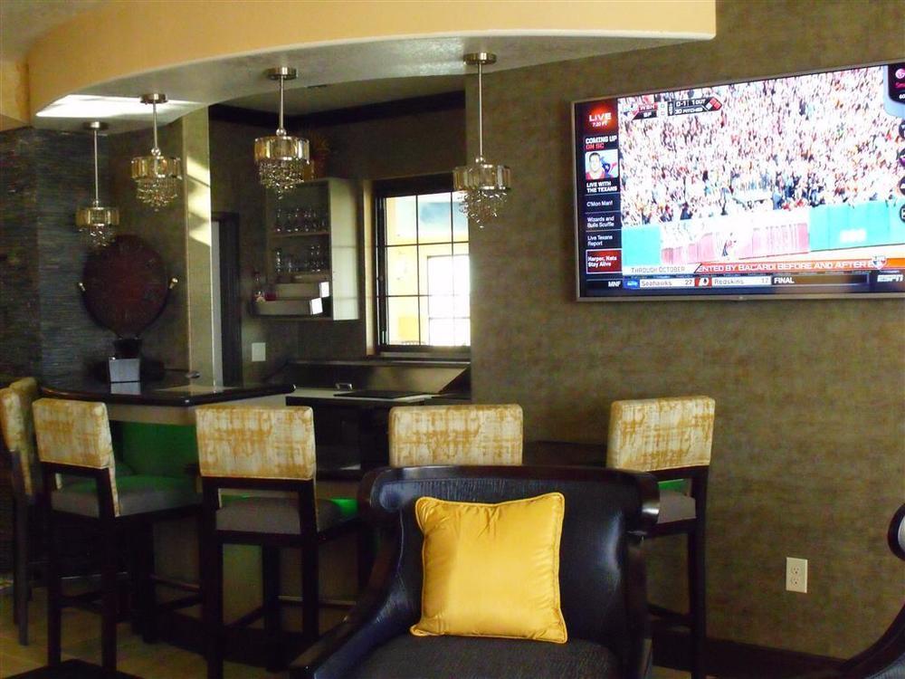 Best Western Plus Emerald Inn & Suites Гардън Сити Ресторант снимка